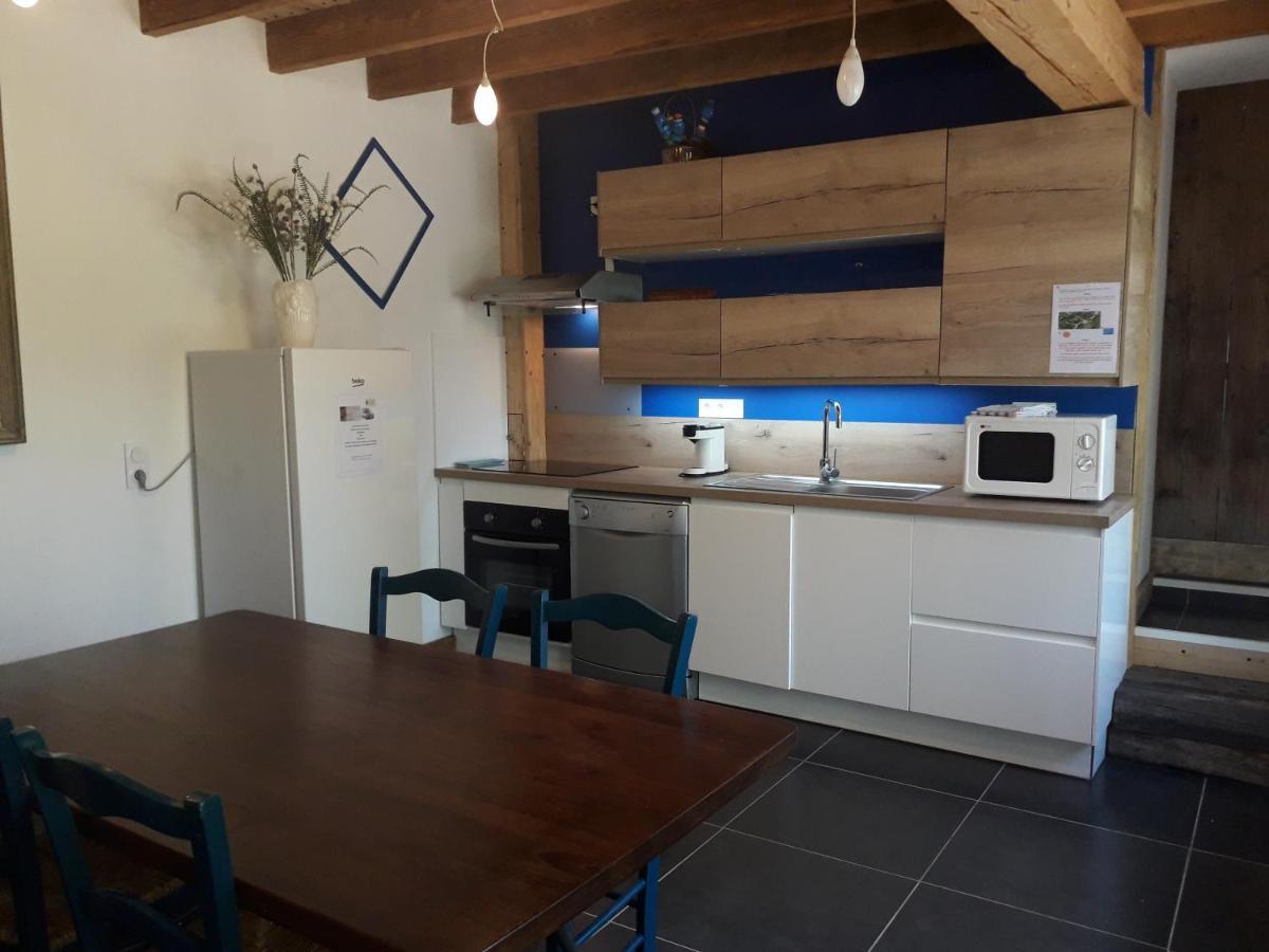 Gites, Les Jonquilles, Le Sagard Et Bungalow Les Brimbelles, Nature Et Detente La Houssiere Exterior foto